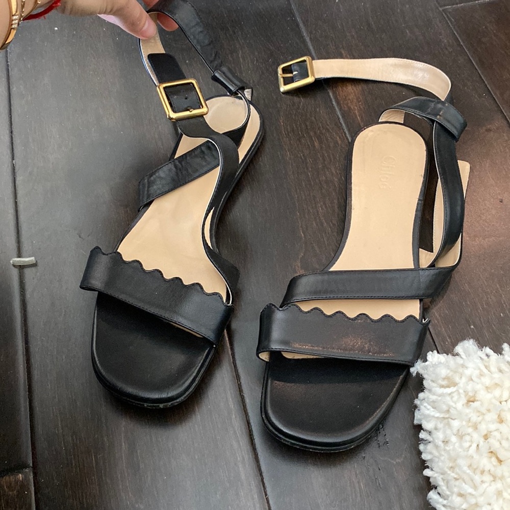 Chloe Sandals in Black